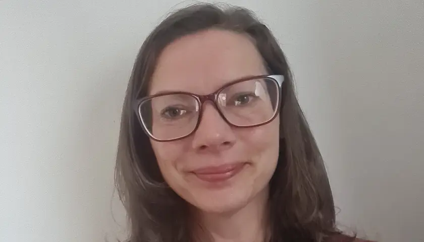 Christina Cheney Pic, 3:2 or 1:1