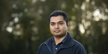 pinak roy