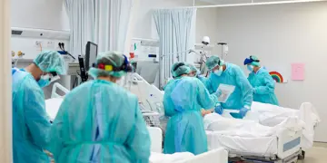 doctors in ppe