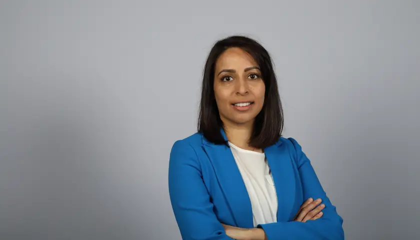 Latifa Patel headshot, 12:5, 3:2